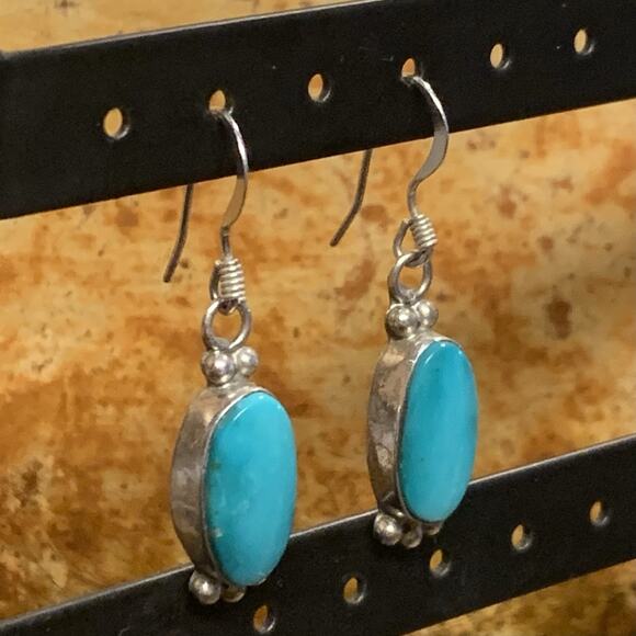 Vintage Sterling Silver and Turquoise Oval Shape Dangle Earrings - Picture 5 of 7